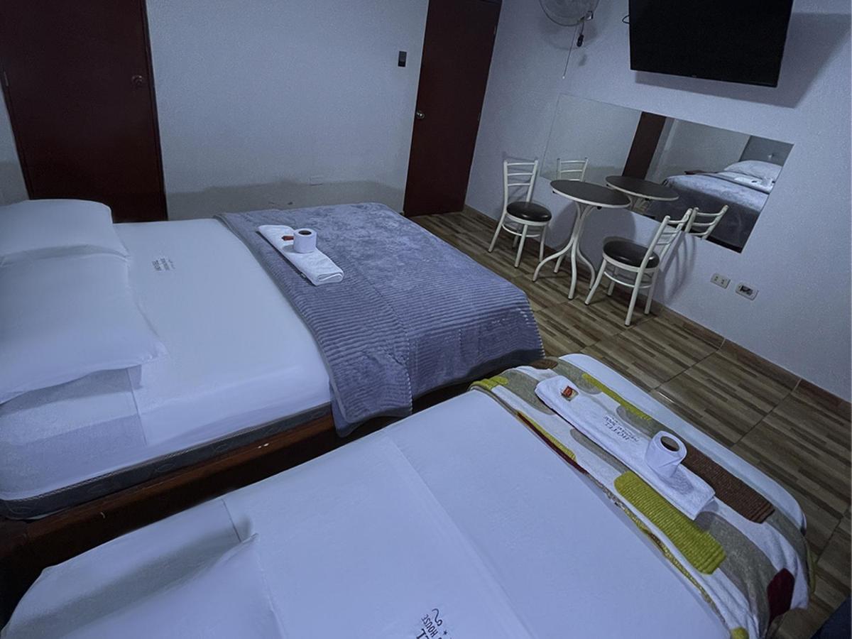 Hotel Peruvians House Callao Exterior foto